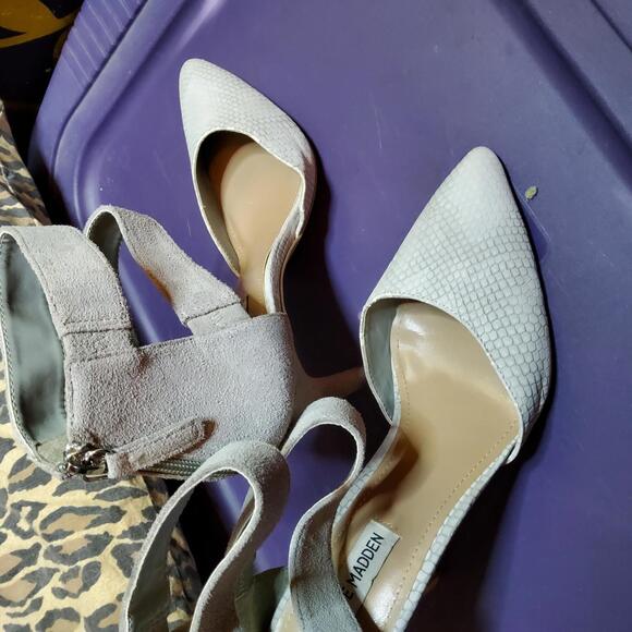 Steve Madden Shoes - F 10 Catch Up Heels